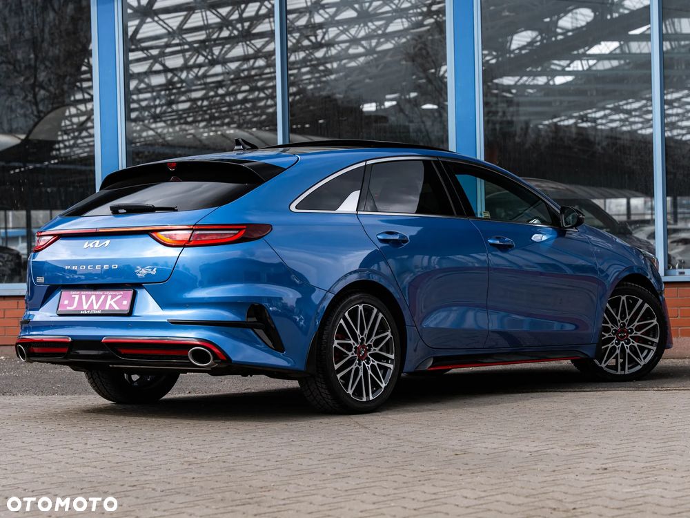 Kia ProCeed - 12