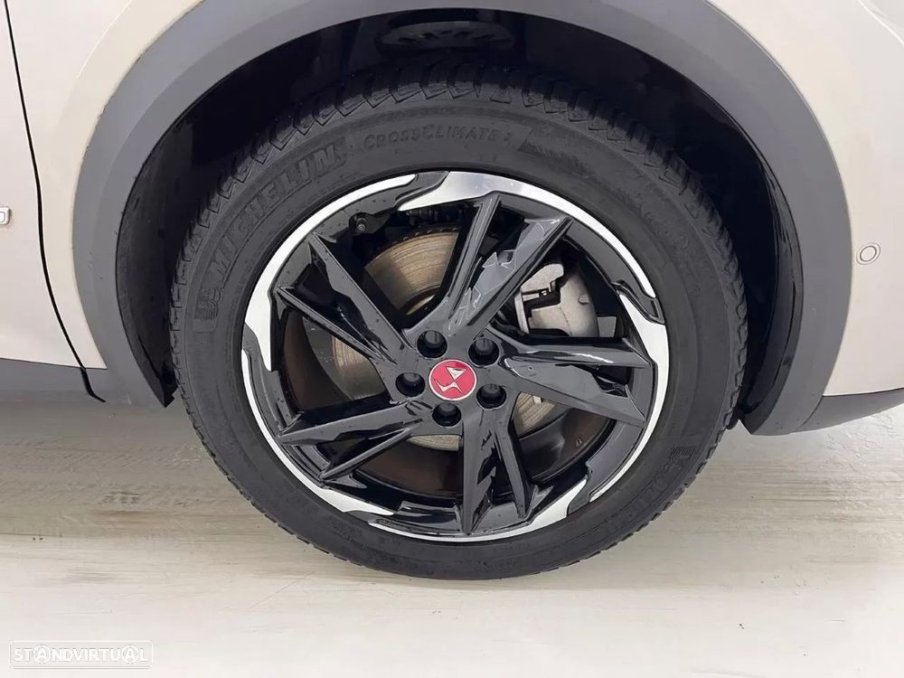 DS DS7 Crossback E-TENSE 225 PERFORMANCE LINE + - 17