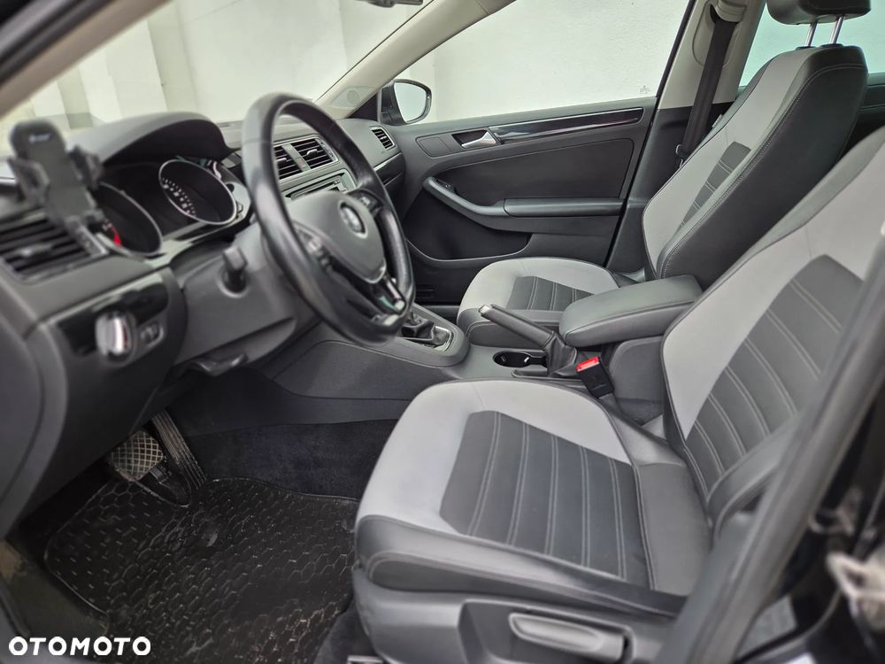 Volkswagen Jetta 2.0 TDI DPF BMT Highline DSG - 24