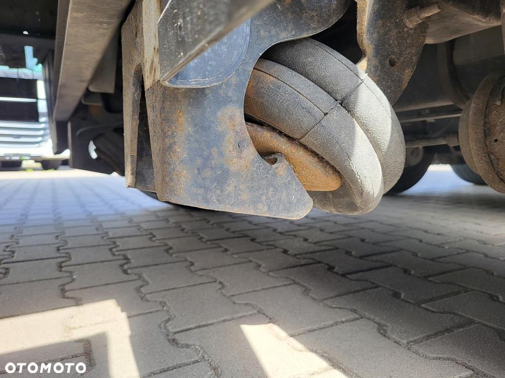 Schmitz Cargobull SCB S3T - 9