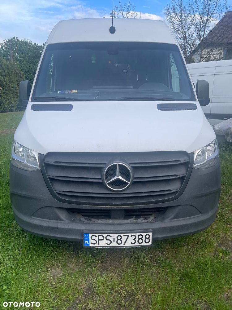 Mercedes-Benz Sprinter max - 1