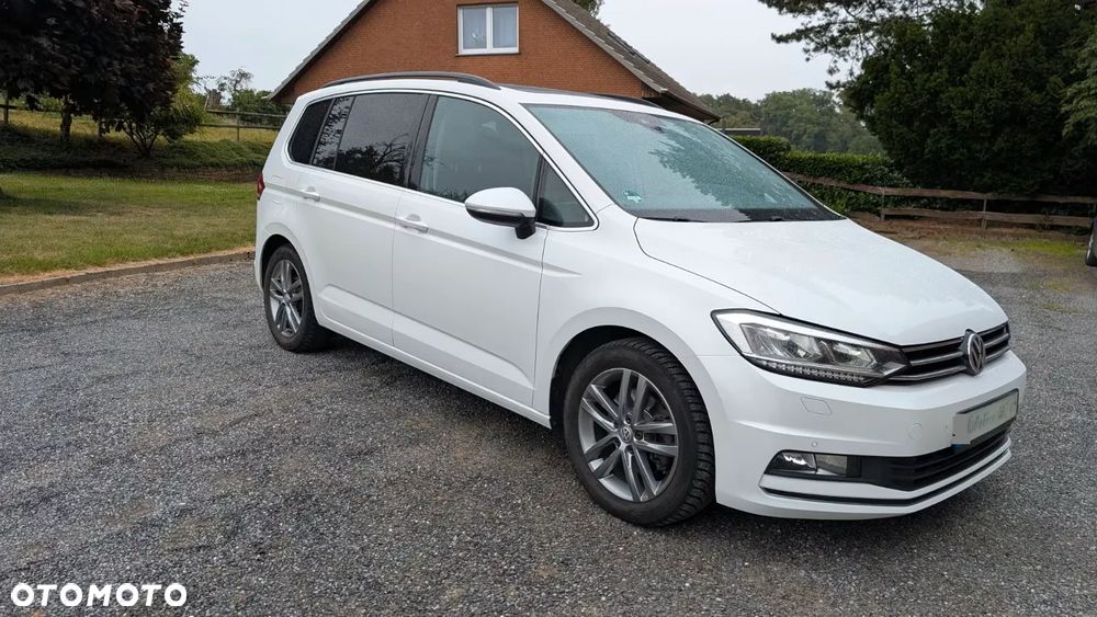 Volkswagen Touran - 2