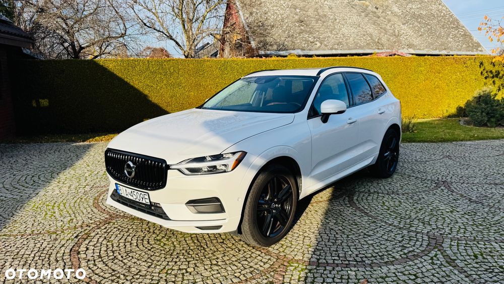 Volvo XC 60 T5 AWD Geartronic Momentum - 1