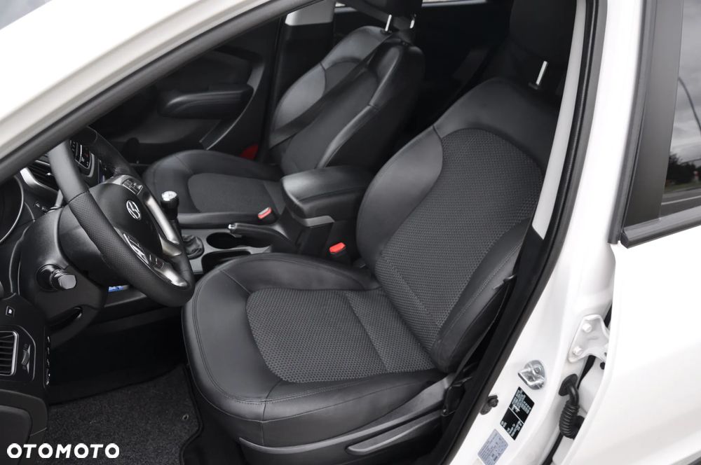 Hyundai ix35 2.0 4WD Premium - 13