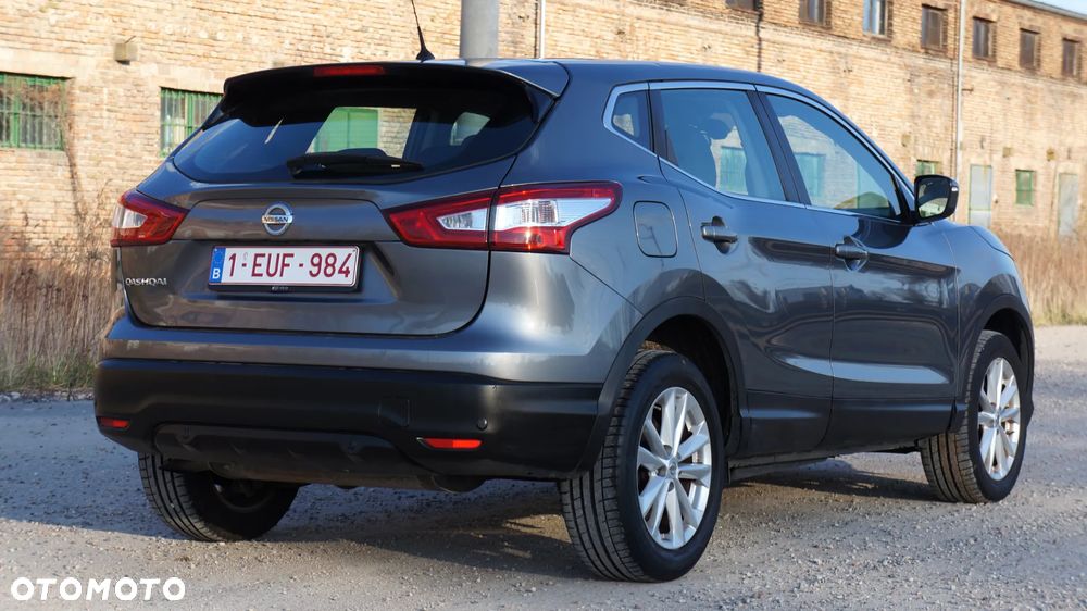 Nissan Qashqai 1.2 DIG-T N-Vision - 6