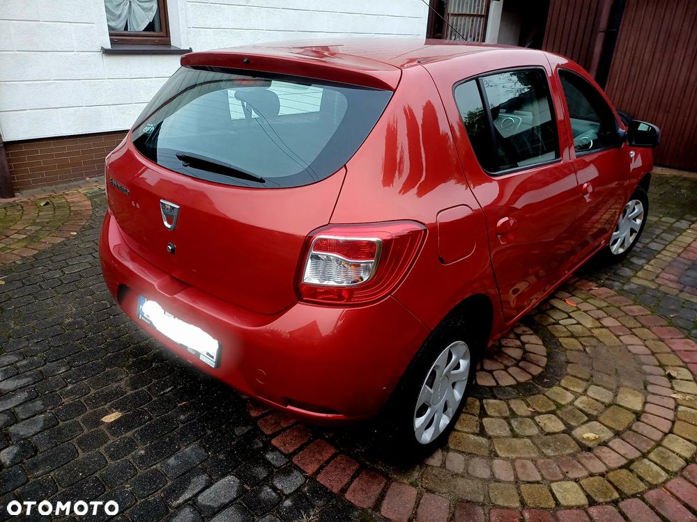 Dacia Sandero 1.2 16V Laureate - 2