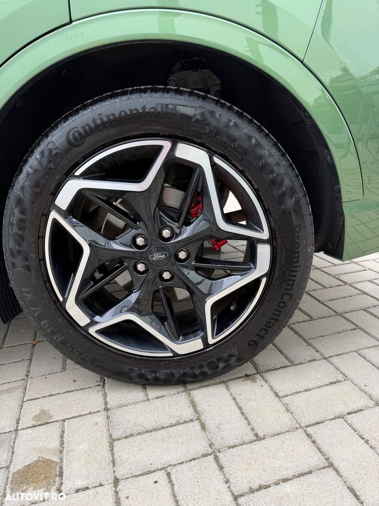 Ford Kuga 1.5 EcoBoost A8 FWD ST-Line X - 16