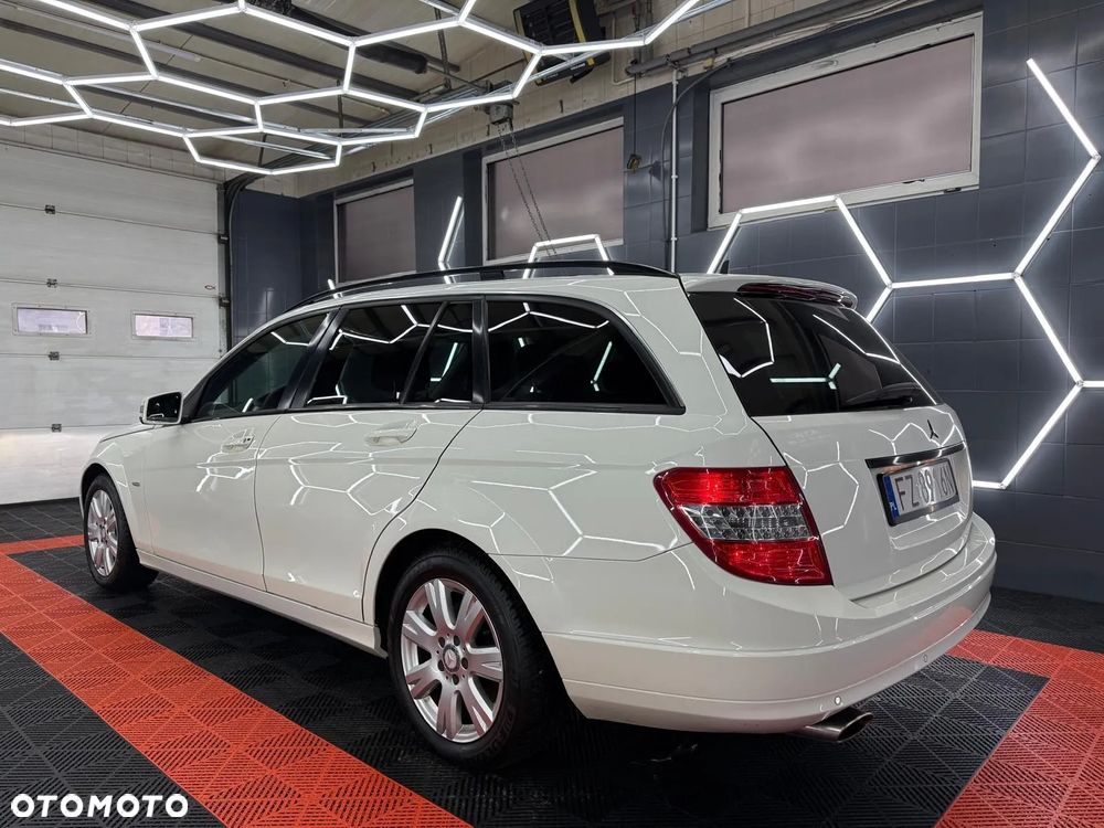 Mercedes-Benz Klasa C 220 CDI DPF (BlueEFFICIENCY) Elegance - 8
