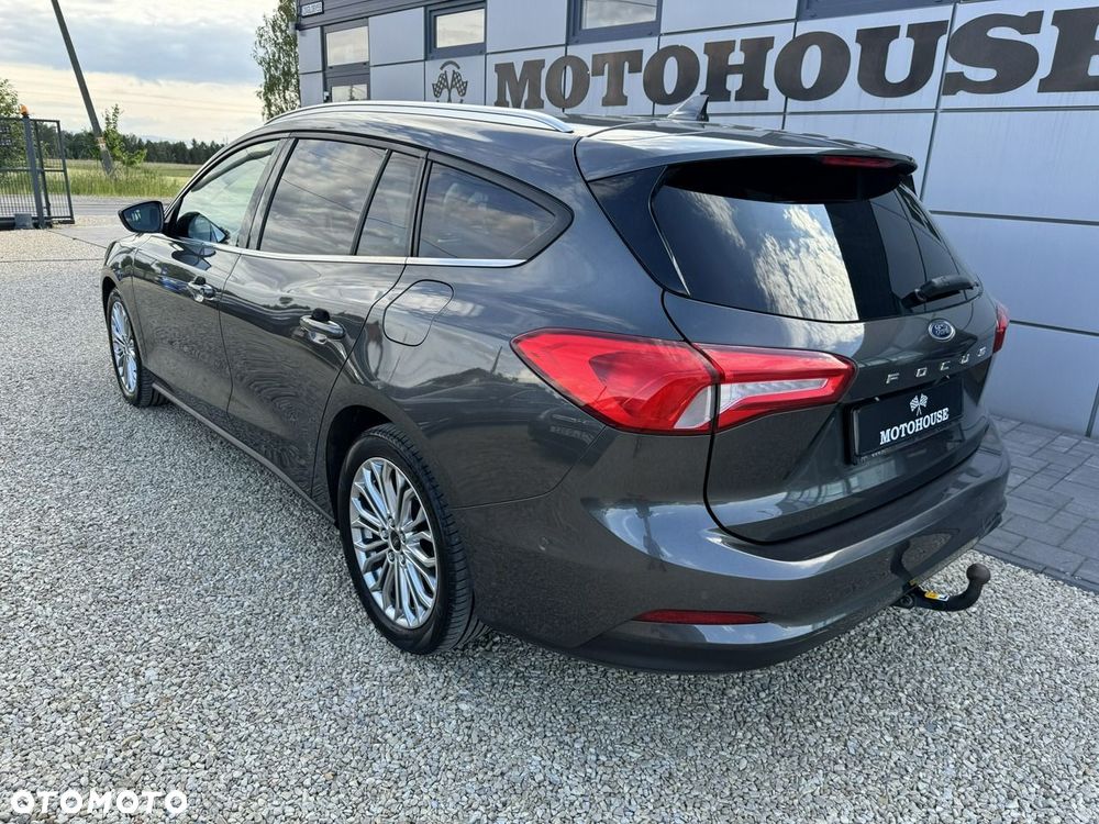 Ford Focus - 10