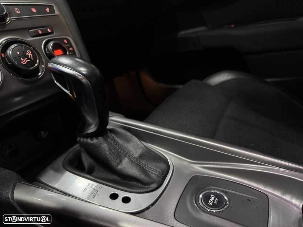 Citroën C4 1.6 BlueHDi Shine EAT6 - 17