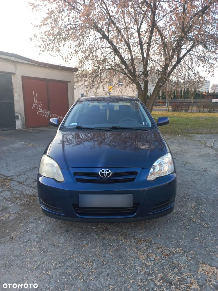 Toyota Corolla - 1
