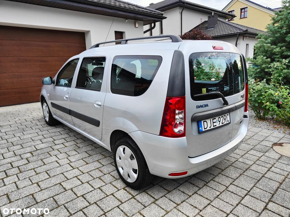 Dacia Logan 1.6 16V Laureate - 6