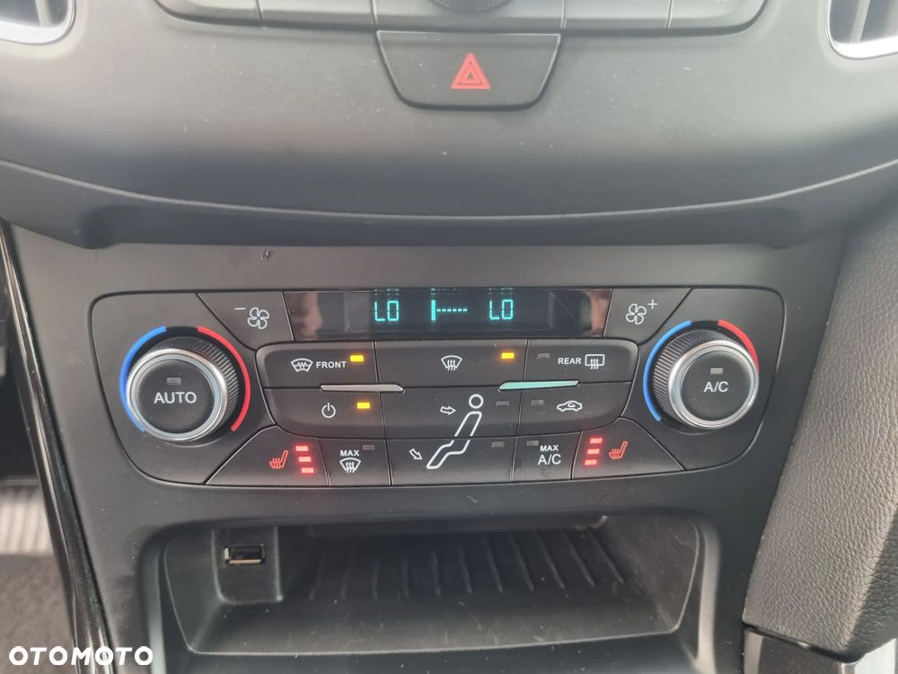 Ford Focus 1.0 EcoBoost 99g Titanium - 22