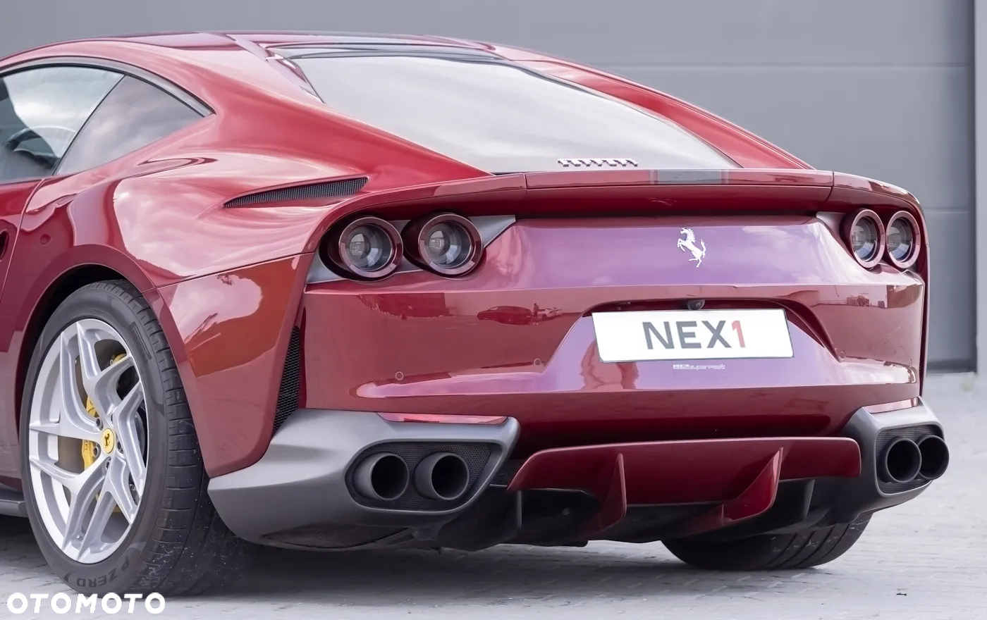 Ferrari 812 Superfast - 18