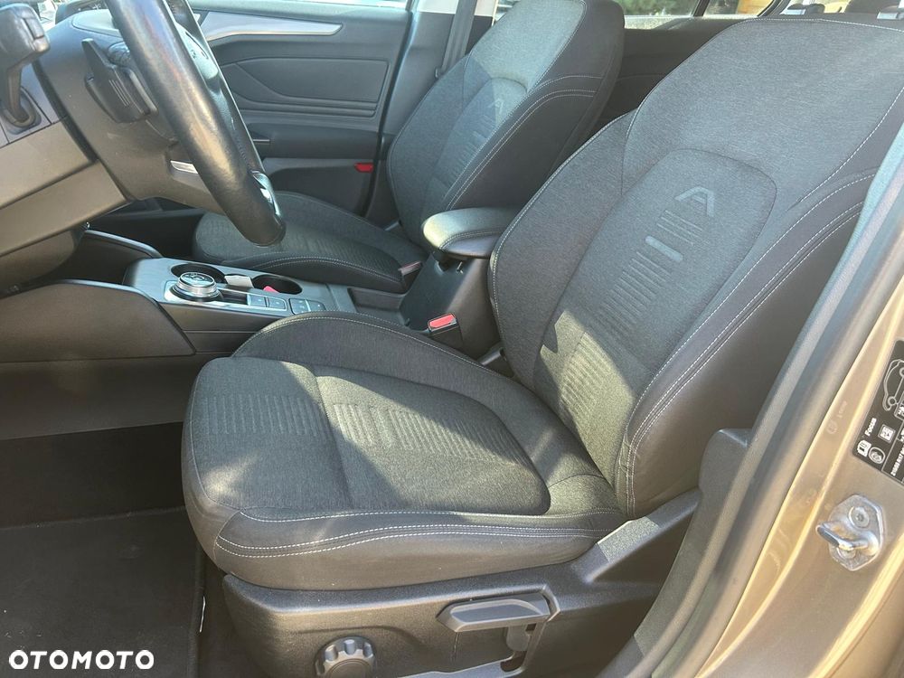 Ford Focus 1.5 EcoBoost Active - 19