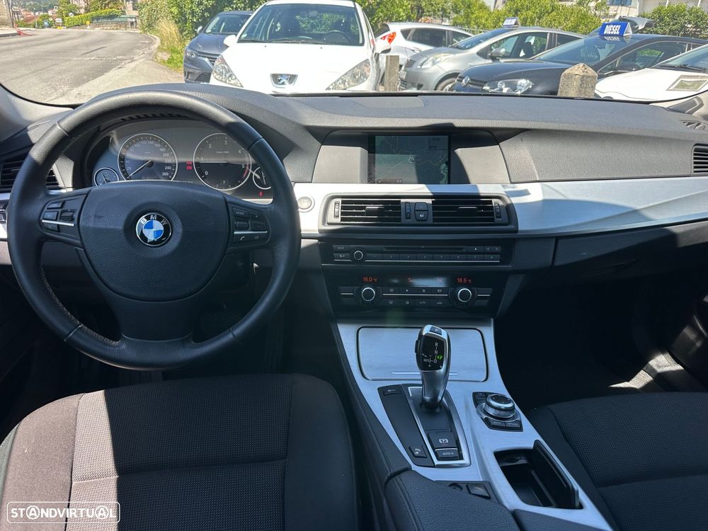 BMW 520 d Auto - 16