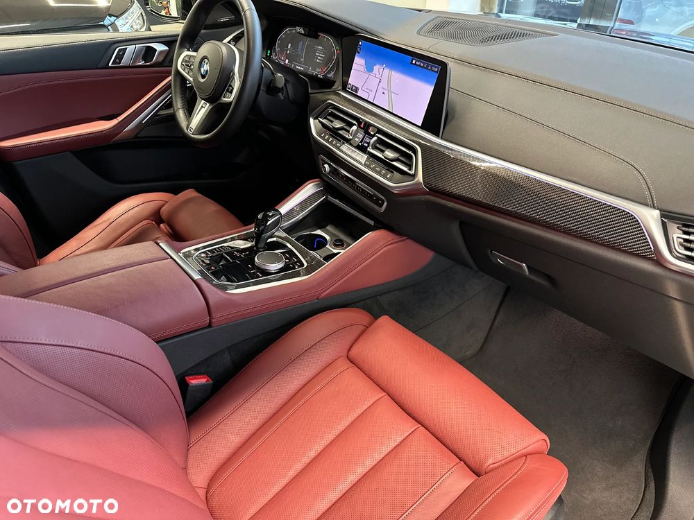 BMW X6 xDrive40i - 11