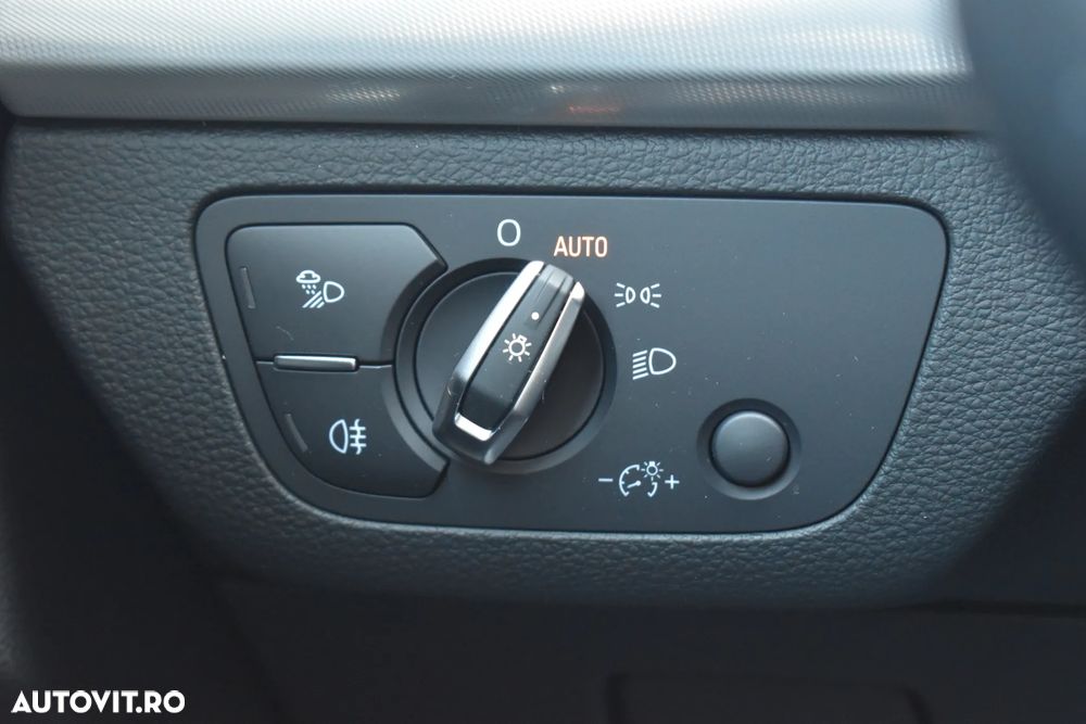 Audi Q5 40 TDI quattro S tronic sport - 33