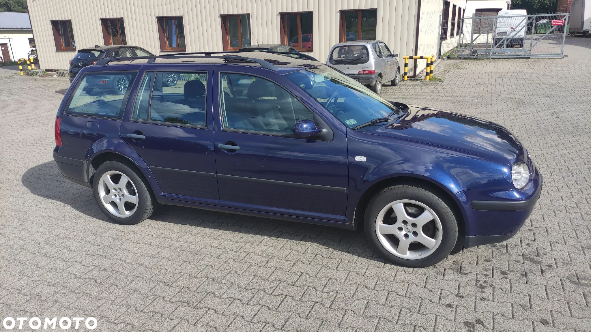 Volkswagen Golf - 3