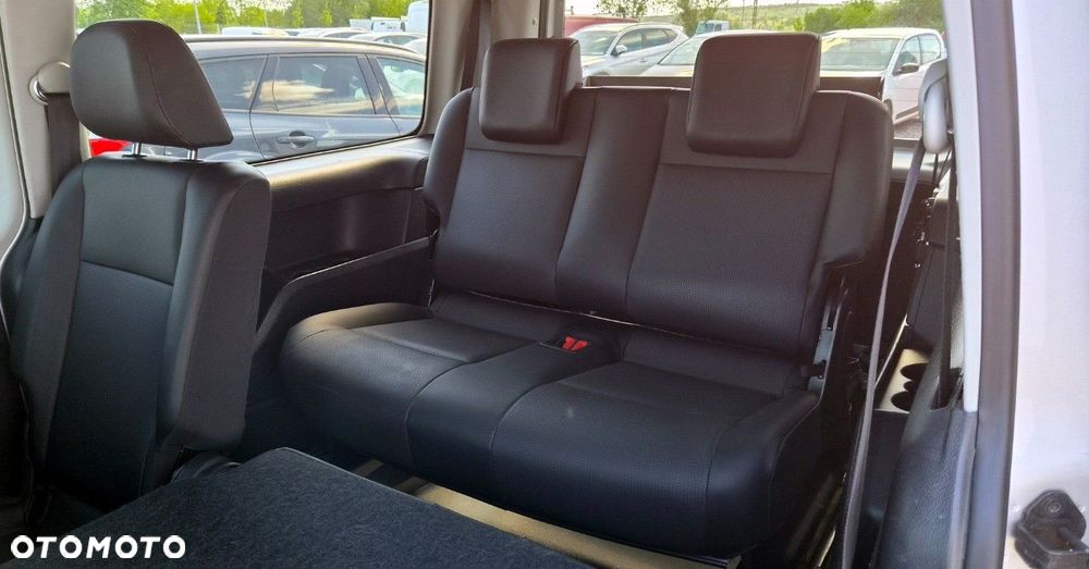 Volkswagen Caddy - 26