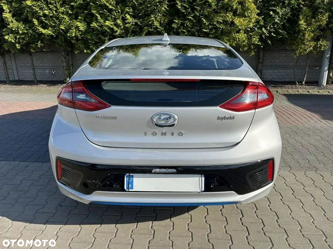 Hyundai IONIQ - 2
