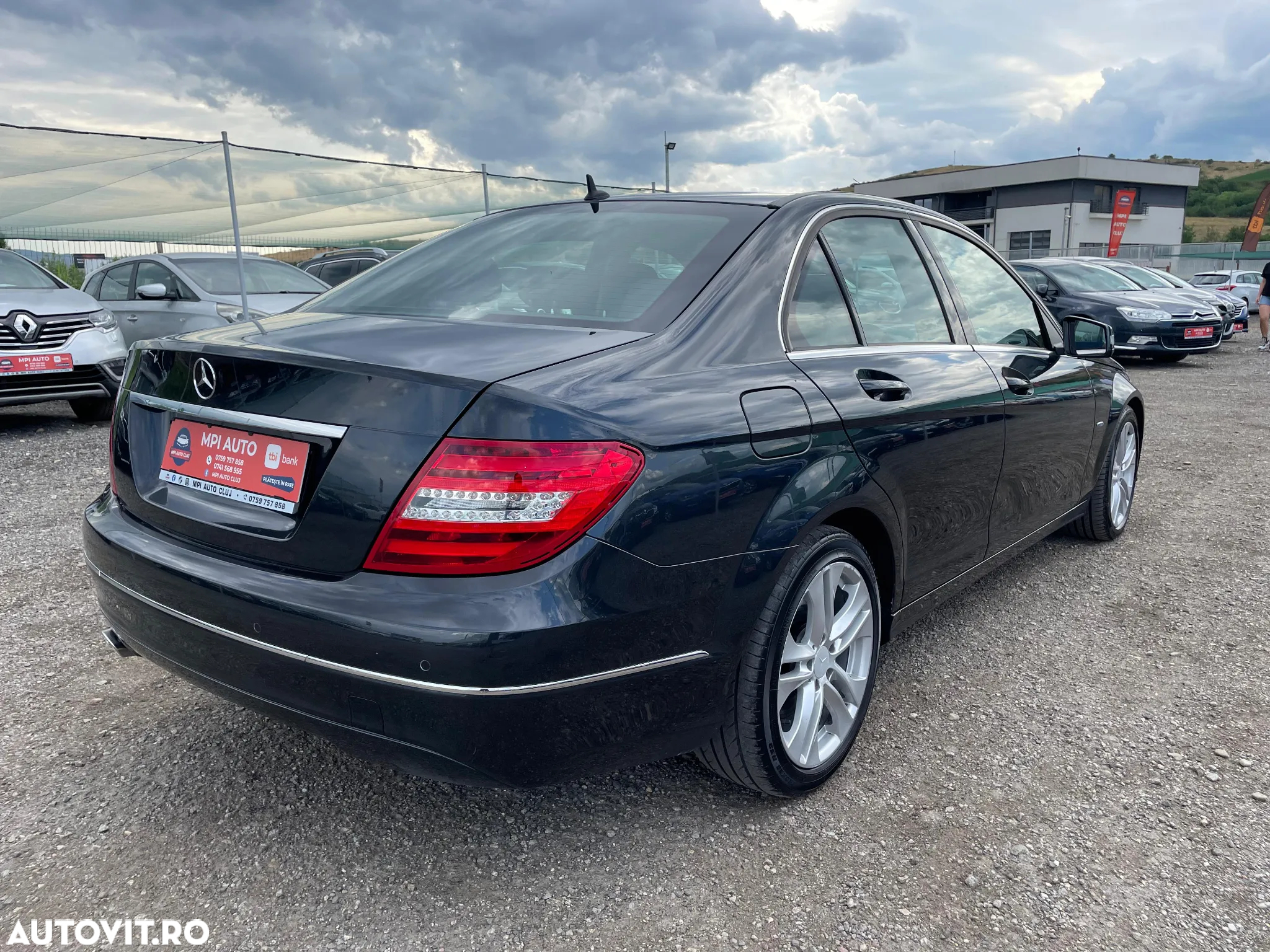 Mercedes-Benz C 250 (BlueTEC) d 4Matic T 7G-TRONIC Exclusive - 12