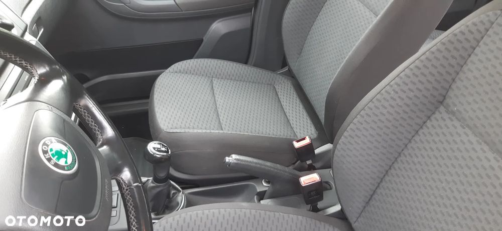 Skoda Roomster - 22