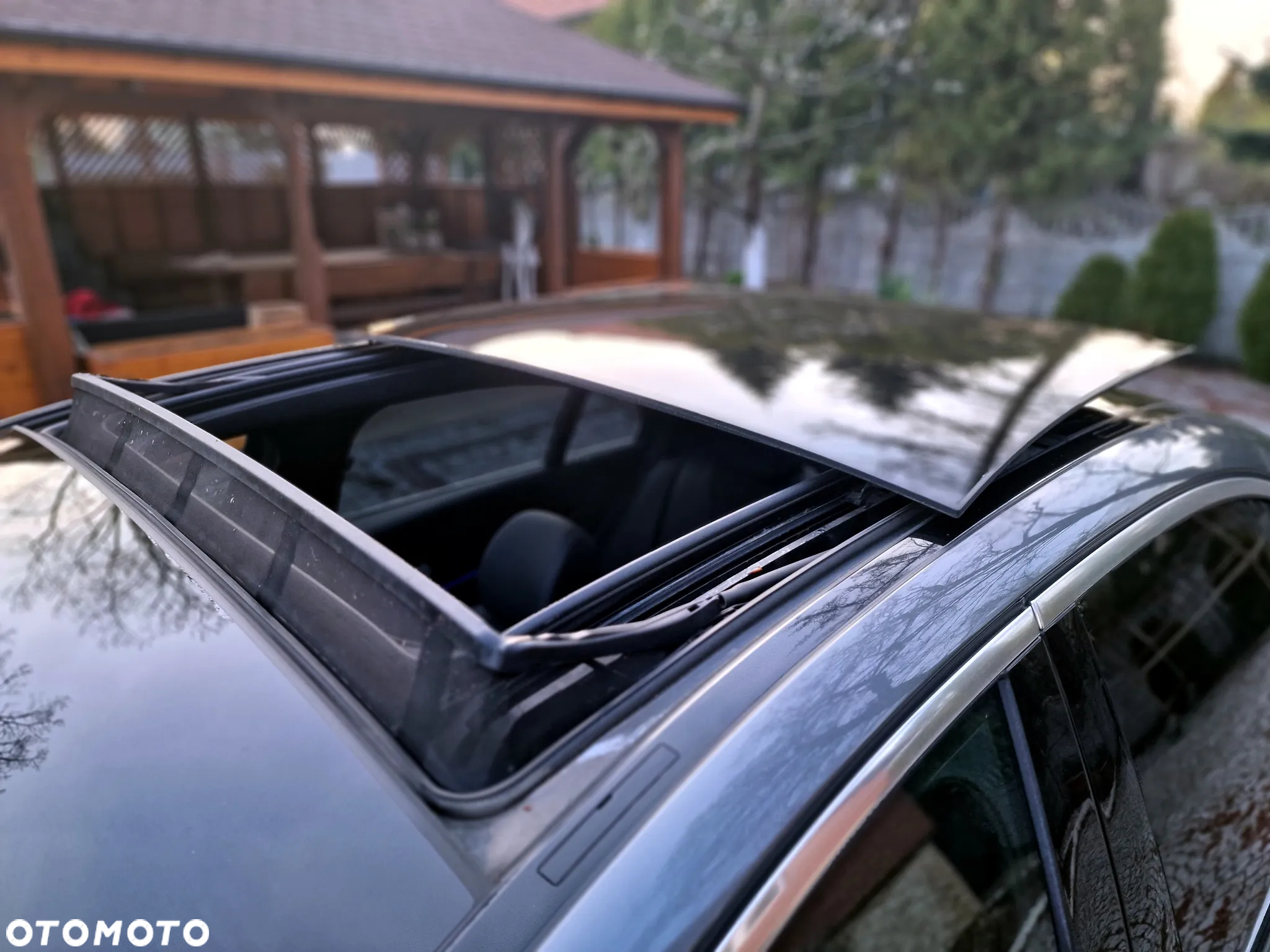 Mercedes-Benz Klasa E 220 d 4-Matic 9G-TRONIC - 33