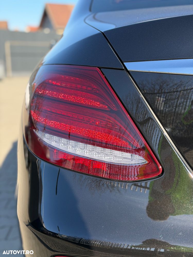 Mercedes-Benz E - 11