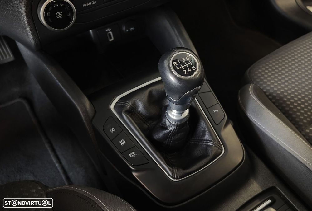 Ford Focus SW - 16