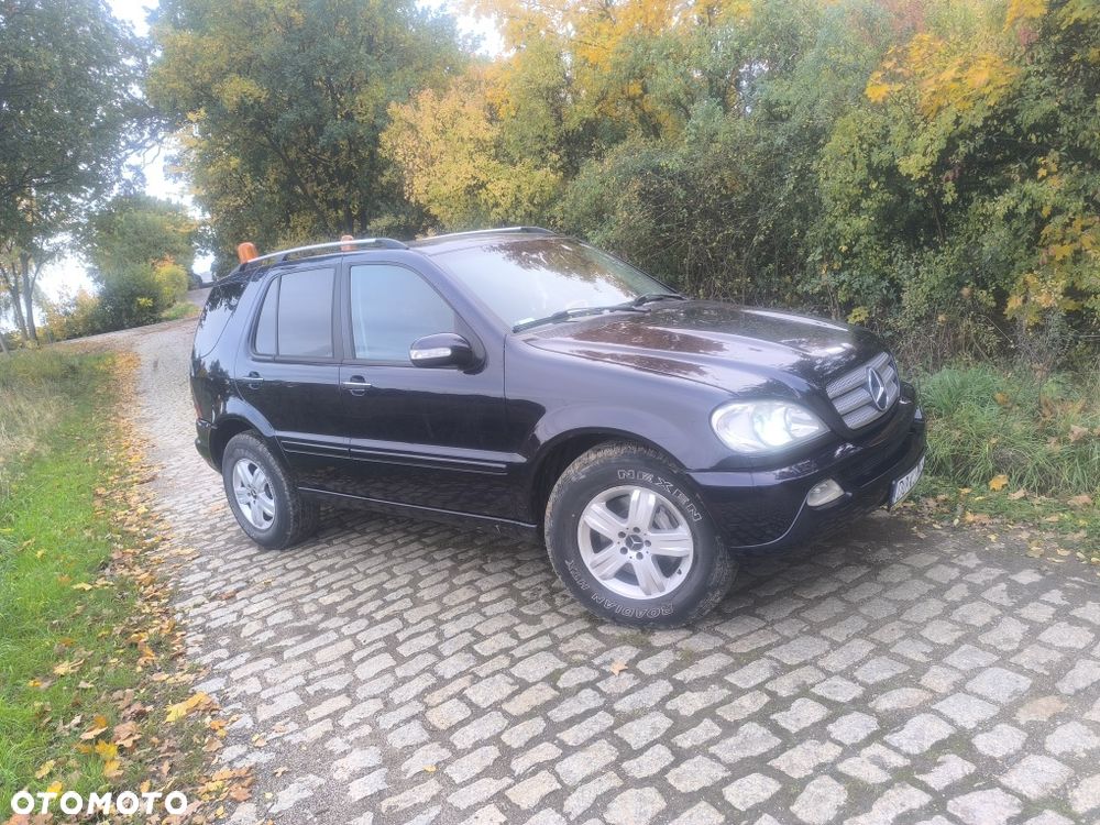Mercedes-Benz ML - 4