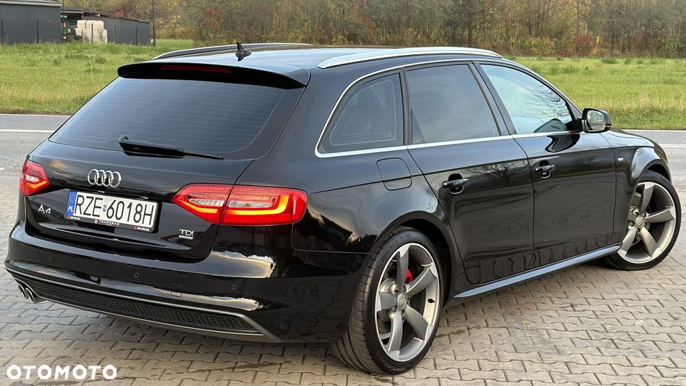 Audi A4 Avant 2.0 TDI DPF quattro S tronic S line Sportpaket - 13