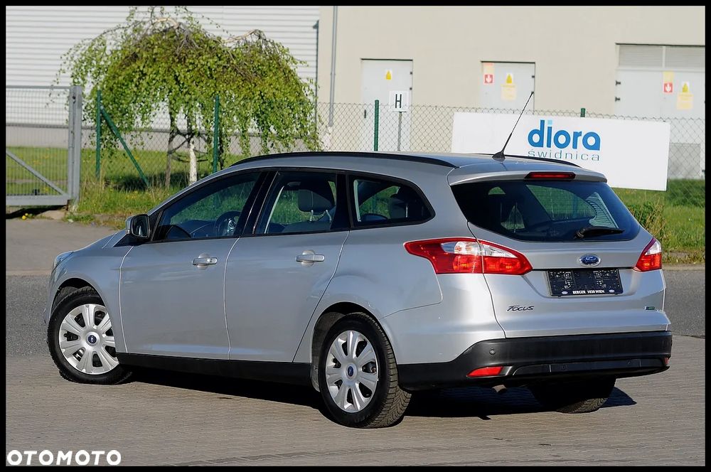 Ford Focus - 23