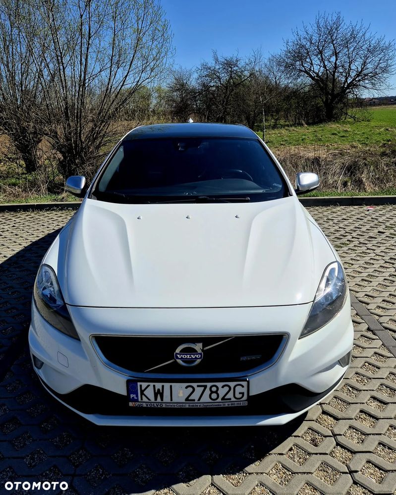 Volvo V40 D3 R Design - 2