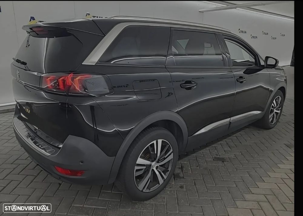Peugeot 5008 1.2 PureTech Allure - 2
