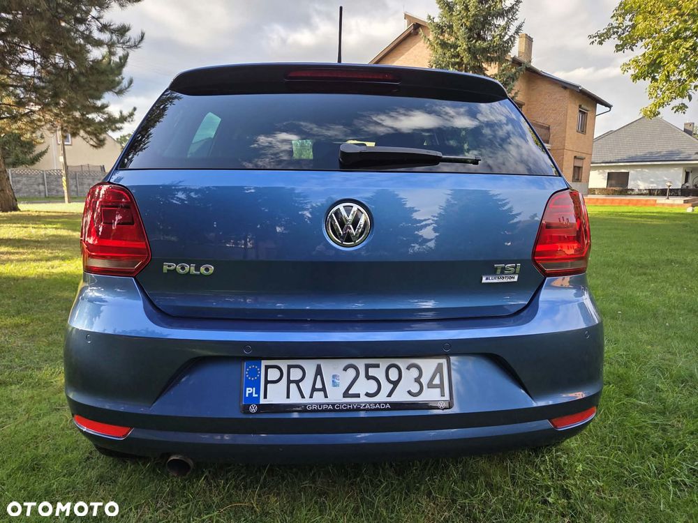 Volkswagen Polo 2015 photo 4