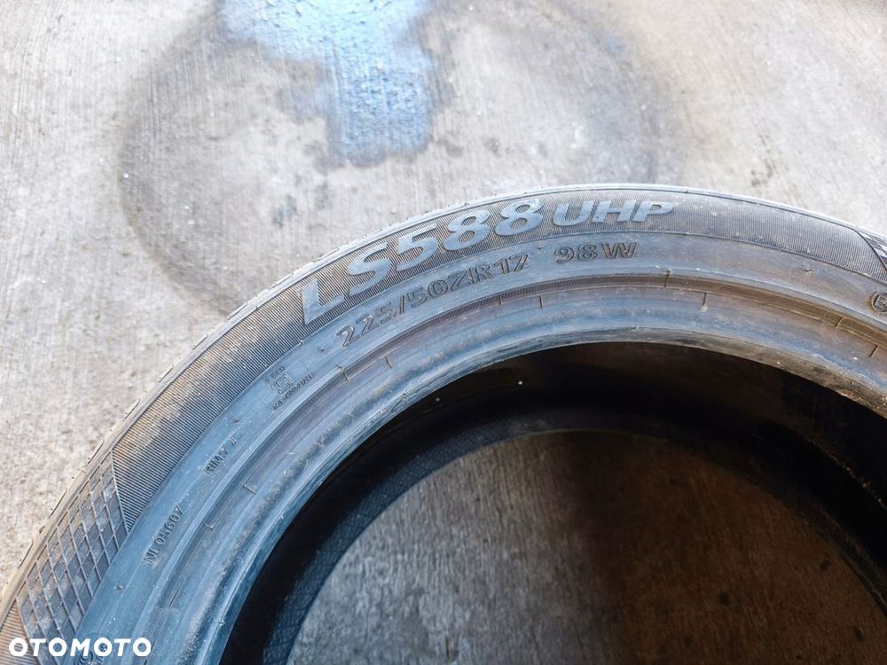 OPONA LATO LANDSAIL LS588 UHP 225/50R17 98W 44/20 7MM - 7