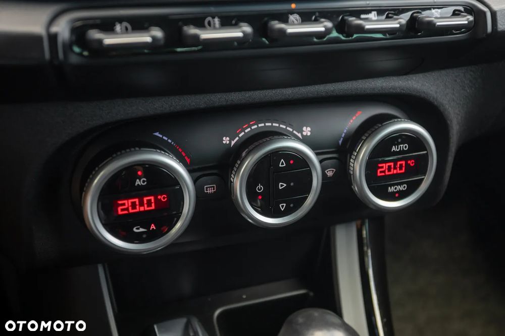 Alfa Romeo Giulietta 2.0 JTDM 20V TCT Speciale - 26