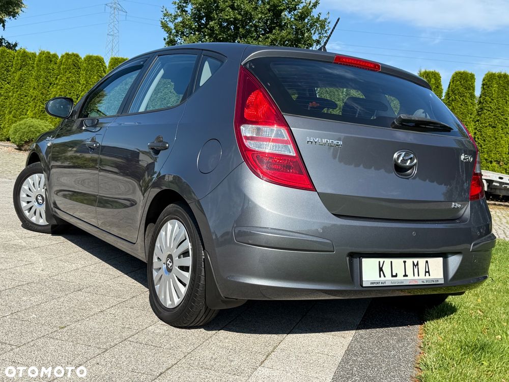 Hyundai i30 1.4 Blue Comfort - 26