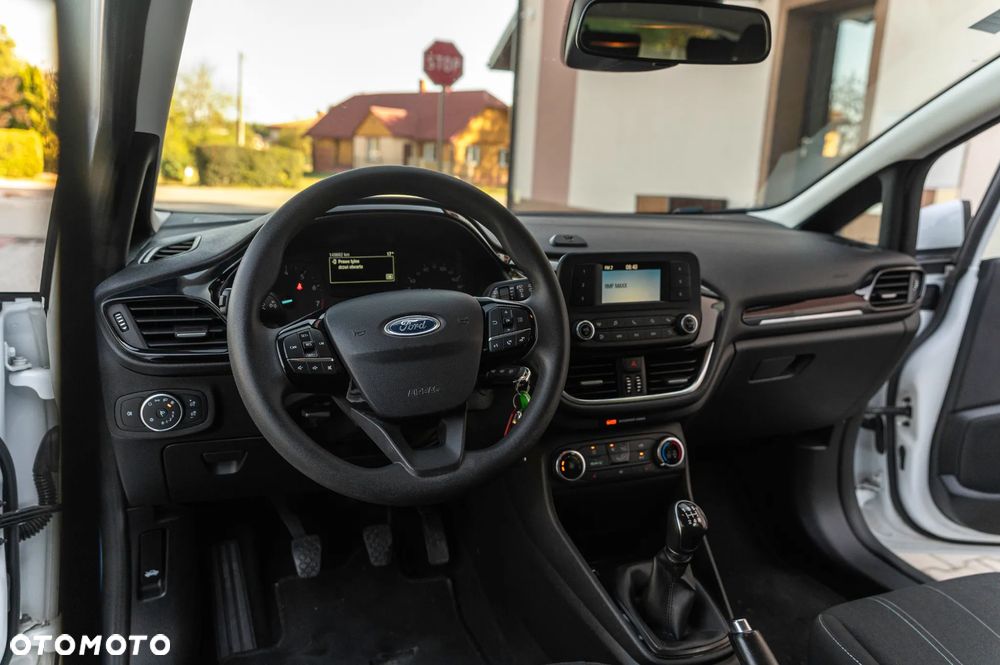 Ford Fiesta 1.1 SYNC Edition - 36