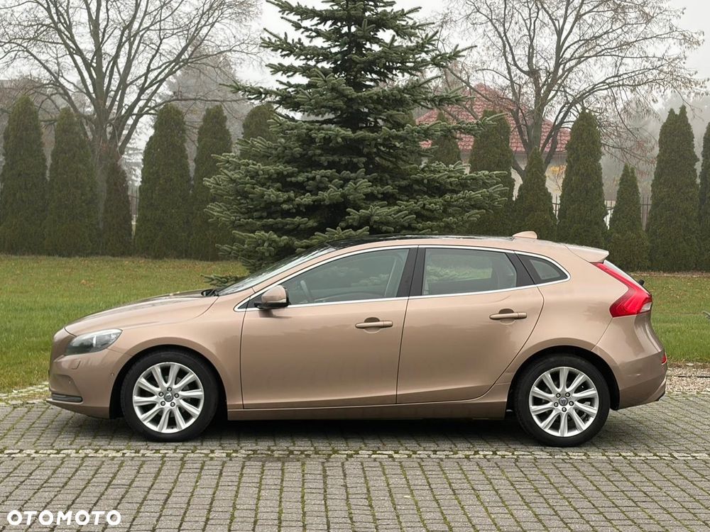 Volvo V40 D2 Summum - 3