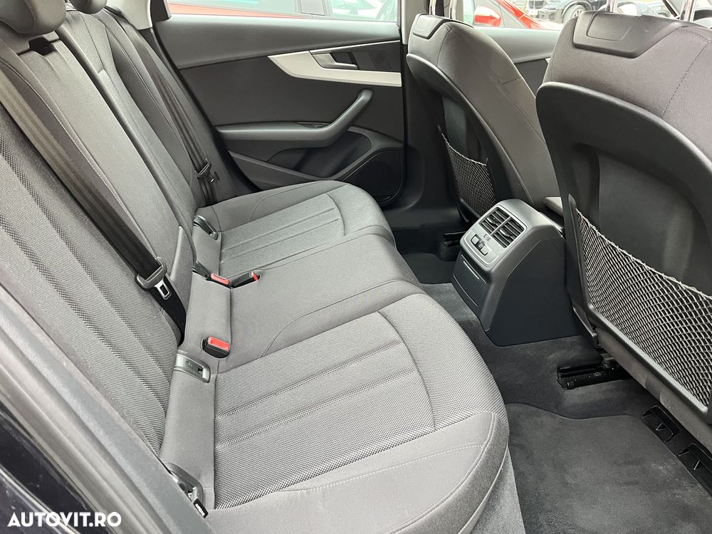 Audi A4 2.0 TDI quattro S tronic - 16