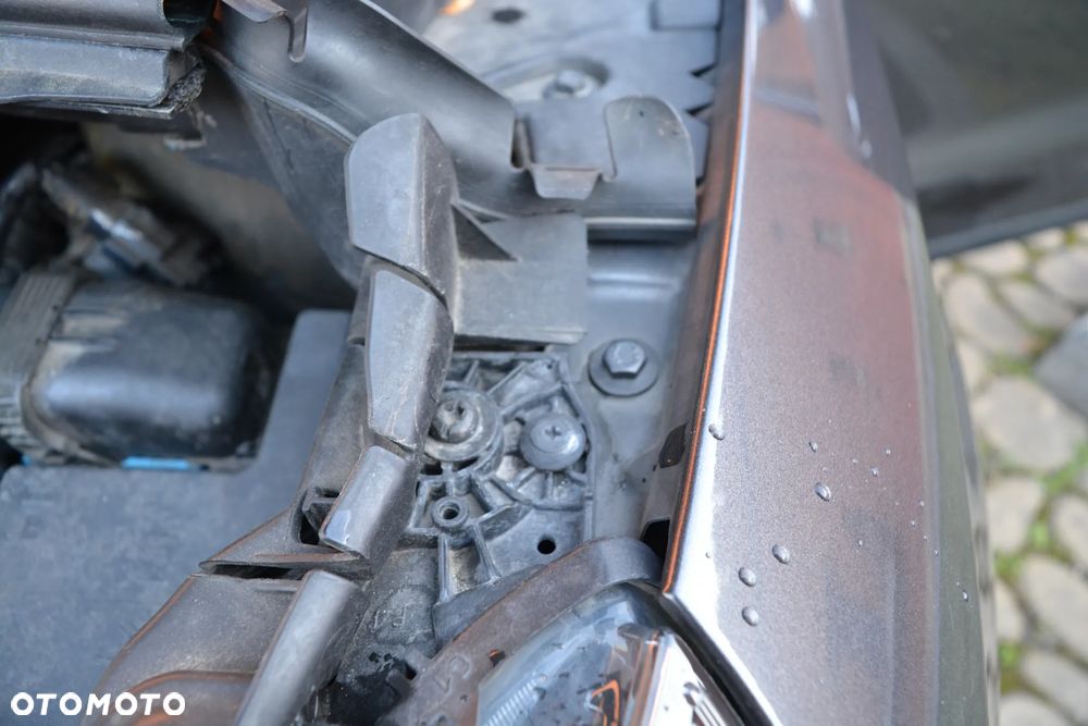 Ford S-Max 2.0 TDCi Titanium PowerShift - 22