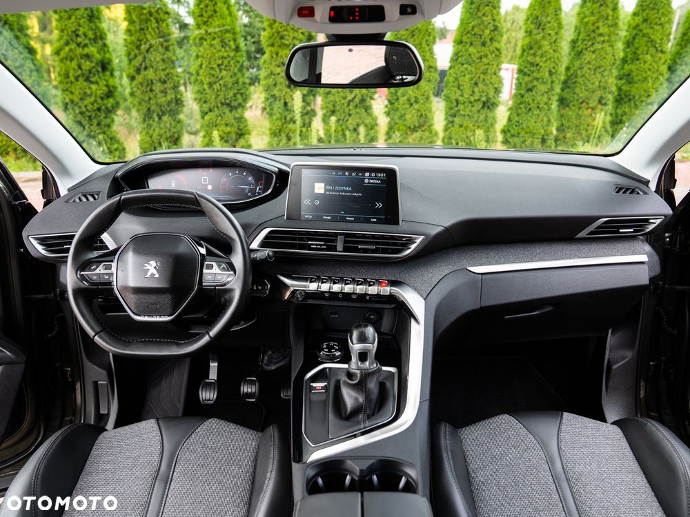 Peugeot 3008 1.2 PureTech Allure - 29
