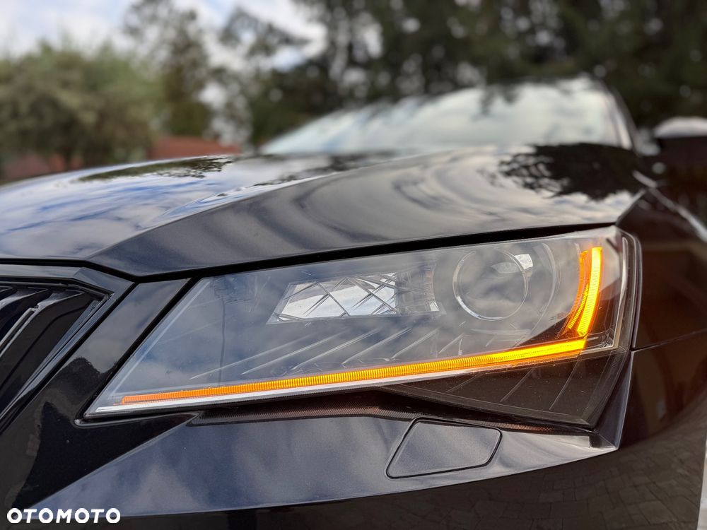 Skoda Superb 2.0 TDI Active DSG - 4