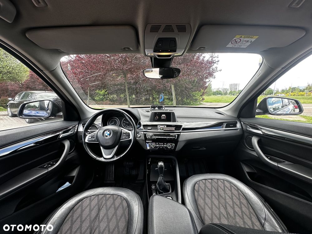 BMW X1 xDrive18d - 10