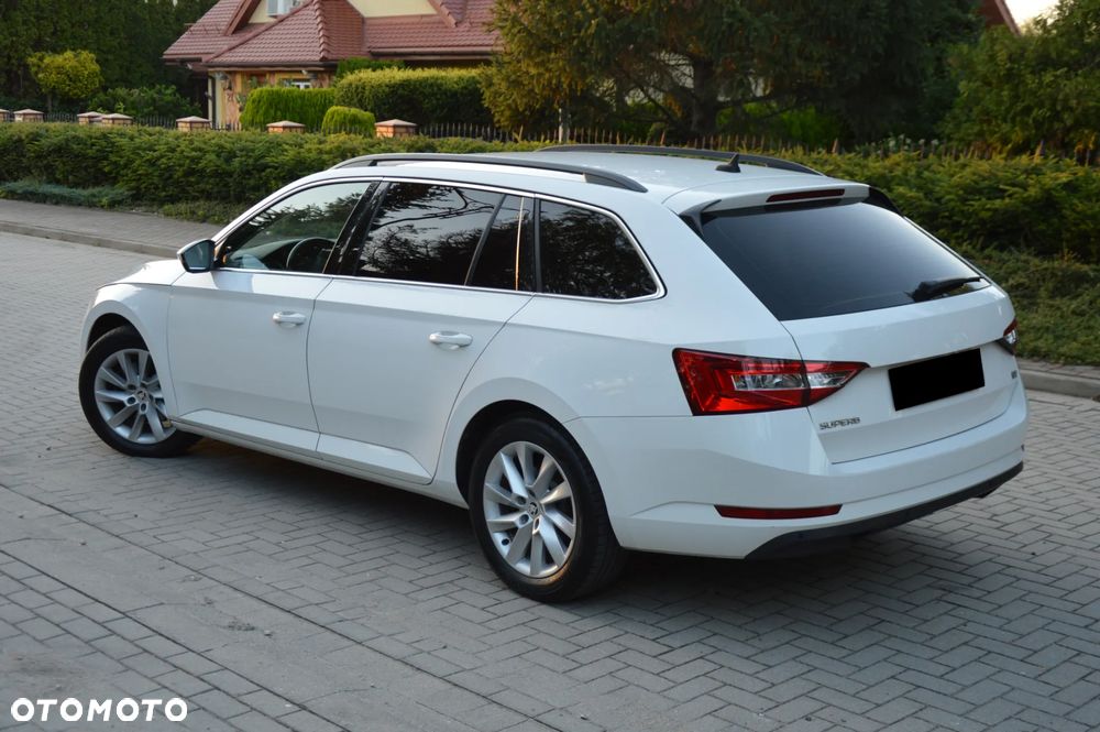 Skoda Superb 1.4 TSI Plug-In Hybrid Style DSG - 5