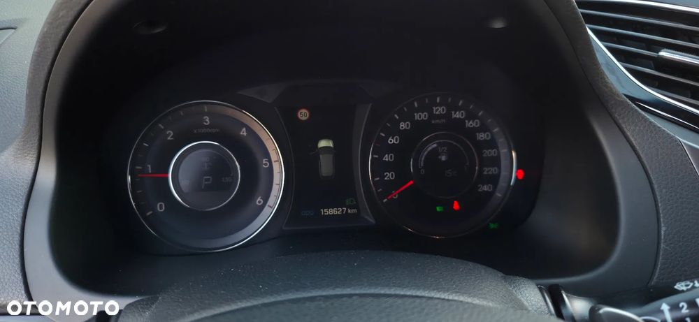 Hyundai i40 Kombi 1.7 CRDi DCT Premium - 21