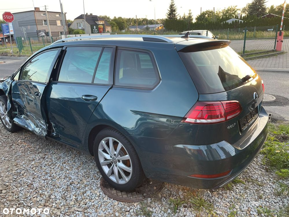 Volkswagen Golf 1.5 TSI BMT Evo Comfortline - 3