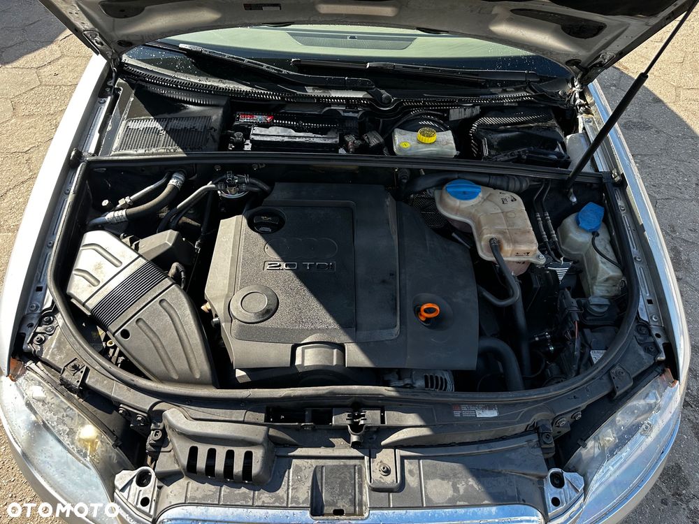 Audi A4 Avant 2.0 TDI multitronic - 30